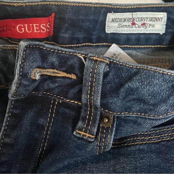 Guess jeans - Picture 7 of 11